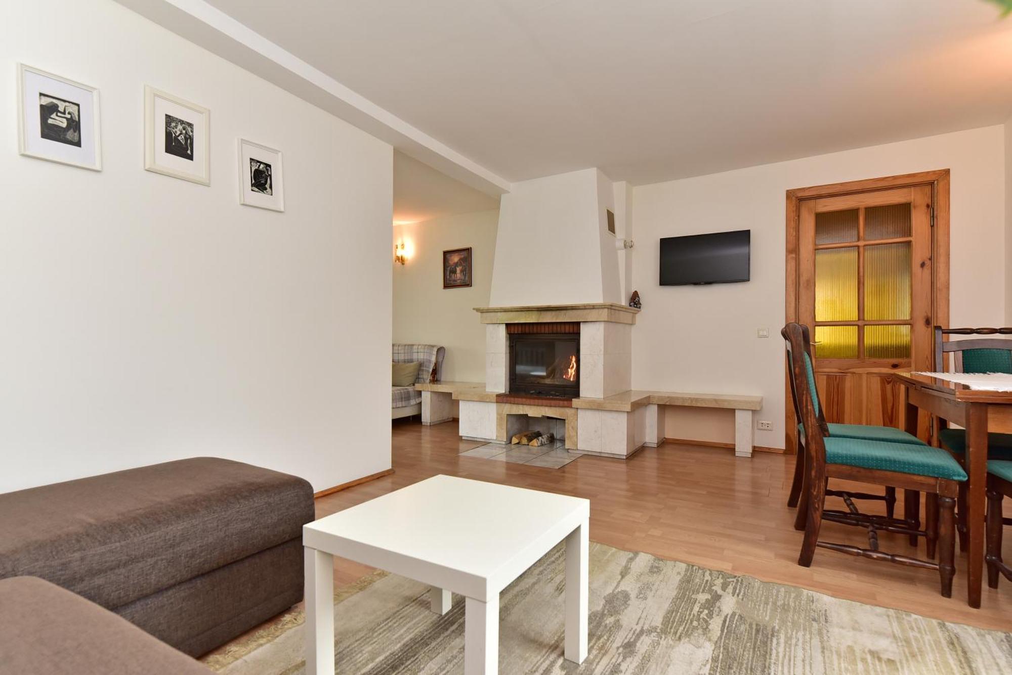 Augutes Zurlienes Apartamentai Trakai Exteriér fotografie